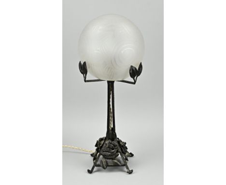 Charles Martel art deco table lamp, made of glass + wrought iron. Signed. Circa 1930. Dimensions: H 35 cm. In good condition.