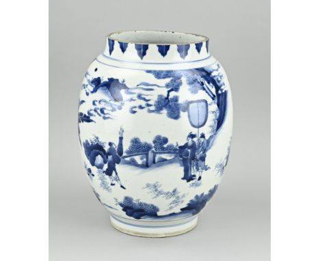 Antique Chinese porcelain Kang Xi lamp base. Shortened + hole in bottom. Dimensions: H 28 cm. In reasonable condition.
