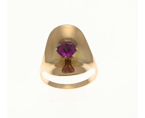 Rose gold ring, 583/000, Russian, with ruby. Ring with an oval hollow head set with a round faceted ruby, ø 5.8 mm. Width hea