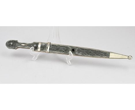 Traditional Khanjali/Kindjal dagger. Georgia. Plated. 20th Century. Size: L 46 cm. In good condition.