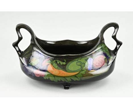 Large Gouda polychrome earthenware jardiniere with floral decoration. Circa 1900. Art Nouveau. Size: approx. 31 x 21 cm. In g