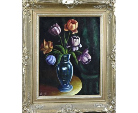 R. Rounivkov. 1939. Russian School? Still life with tulips. Oil on canvas. Dimensions: H 50 x W 40 cm. In good condition.