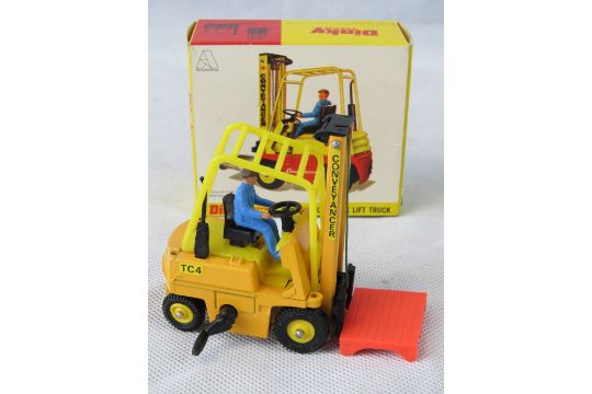 dinky toys conveyancer forklift truck