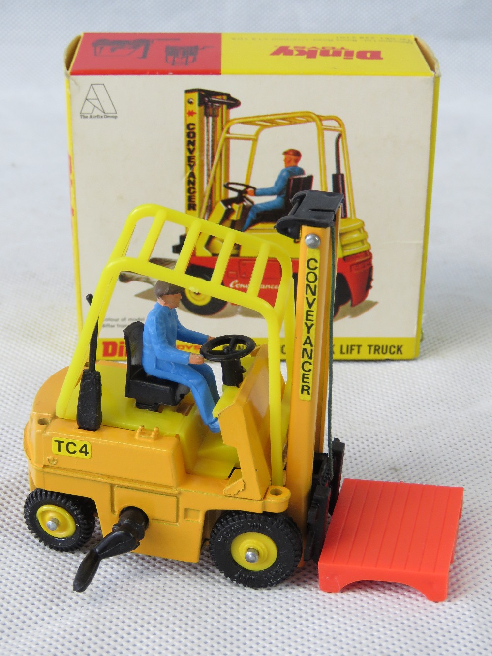 dinky toys conveyancer forklift truck