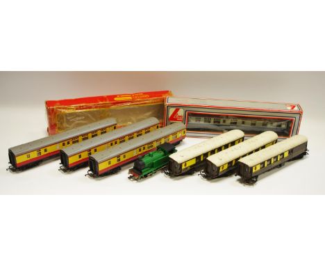 Hornby Dublo 2207 Class R1 0-6-0T 31340 in BR Green; Lima L305321-PO Mk 1 RBR Restaurant Buffet W1652 in BR blue &amp; grey, 