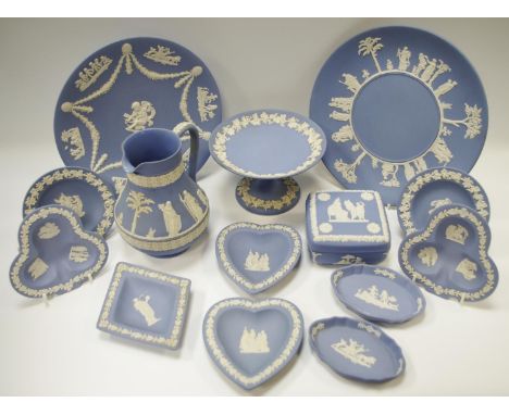Wedgwood Jasperware including a small comport, shaped trinket trays, water jug, trinket pot and cover, cabinet plates, etc 
