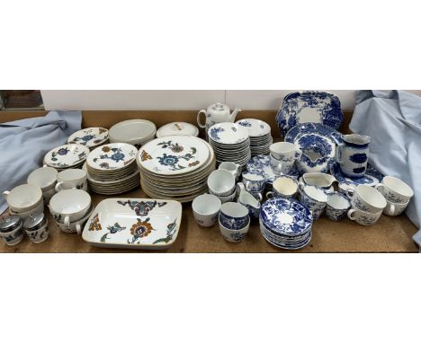 A Royal Worcester Palmyra pattern part dinner set together with a Royal Crown Derby blue and white part tea set and other blu