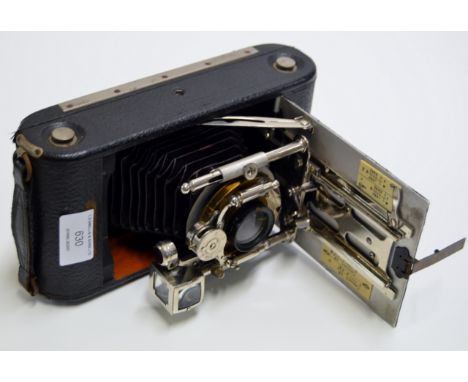 UNICUM BELLOWS CAMERA BY BAUSCH & LOMB, SERIAL NUMBER - 89 103166     