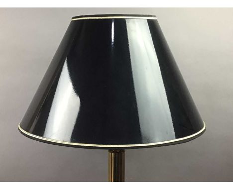 BRASS COLUMN TABLE LAMP,48cm high, along with four other table lamps (5)