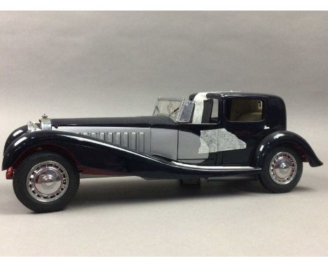 LOT OF DIE-CAST MODEL VEHICLES,varied manufacture and scale, including Vanguards, Matchbox and Cararama, majority boxed with 