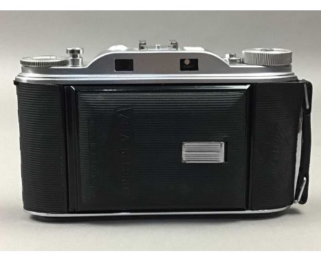 AGFA RECORD III FOLDING CAMERA,in leather carrying case, along with a small group of photographic accessories, including a Wa