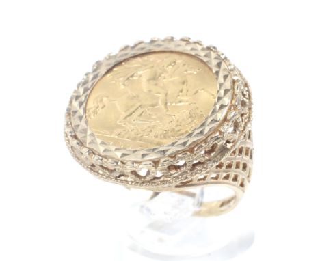 A half-sovereign 1913, later mounted in a vintage 9ct gold ring. With a diaper-pierced gallery and tapering shoulders to a fl