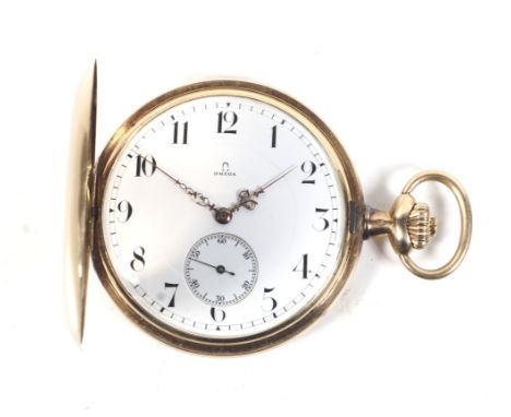 Omega, a 14K hunter cased keyless pocket watch, circa 1928. No. 39000805, the white enamel dial with black painted Arabic num