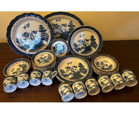A quantity of Booths Real Olde Willow to include oval plate, dinner plate, 4 side plates, 6 deep saucers, 10 saucers, 6 large