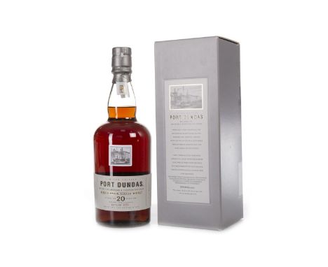 PORT DUNDAS AGED 20 YEARS - 2011 RELEASE Closed 2011. Glasgow, Single Grain Scotch Whisky. Bottled 2011, bottle no. 1526 of 1