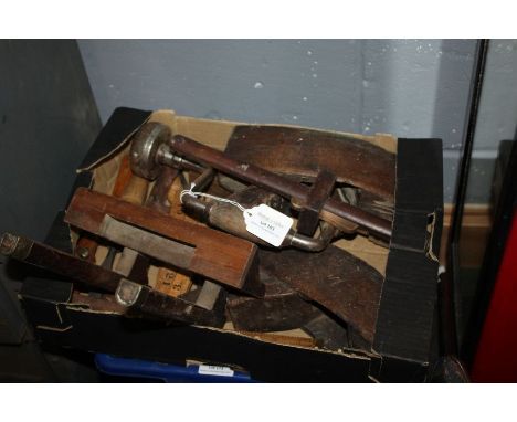 Collection of various tools, to include woodworking planes, mortice gauge, chisels, boxwood rules etc., (qty)