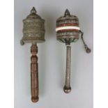 Zwei Gebetsmühlen-Mani