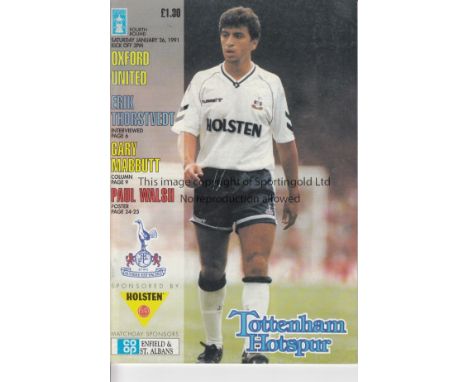 1990/1 FA CUP RUN TO THE FINAL         Fourteen programmes for Tottenham Hotspur and Nottingham Forest in their FA Cup run. T