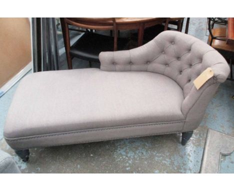 CHAISE LONGUE, grey fabric button back on turned supports, 137cm L.