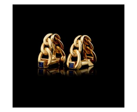 A pair of VAN CLEEF &amp; ARPELS cufflinksGoldFlattened mesh chainSet with 4 princess cut sapphiresFrance, mid-20th centuryOn