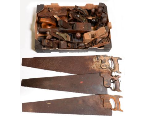 Wood-working tools, including a Record No. 9 1/2 block plane,&nbsp;further Record planes, another Stanley, three wooden saws,