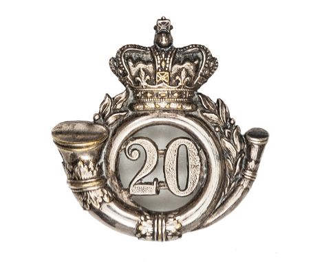 A Vic silver plated crowned bugle glengarry badge, “20” to centre. GC Plate 1 