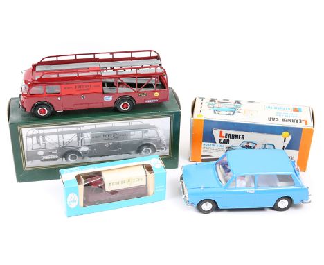 A small quantity of various makes. Tekno Mercedes-Benz 0203 coach in blue and cream. An Old Cars Fiat racing car transporter 