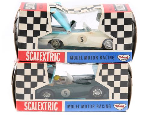 2 Scalextric cars. An Austin Healey 100 Sport in British Racing Green livery, RN5, tan interior. Plus a Mercedes-Benz 190SL i