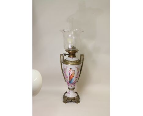 Victorian / Edwardian oil lamp with brass mounted porcelain reservoir, with twin-handled urn form, with polychrome and gilt d