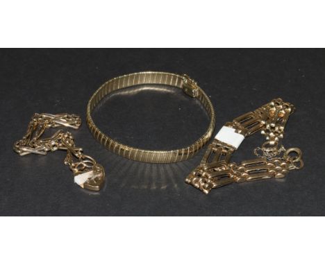 Two 9ct gold bracelets and a similiar flexible bangle (375) (3). 47.2g gross