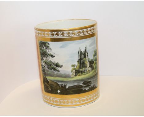 English porcelain mug, possibly Chamberlain's Worcester, of cylindrical form with overall gilt foliate decoration & orange gr