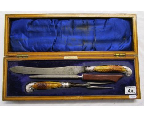 Good quality & silver mounted boxed carving set by John Vincent of Weymouth