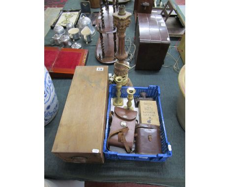 Collectables to include cameras, lamp and box
