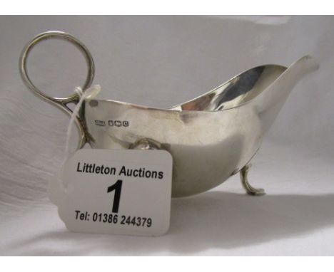 Hallmarked silver gravy boat - Approx 161g