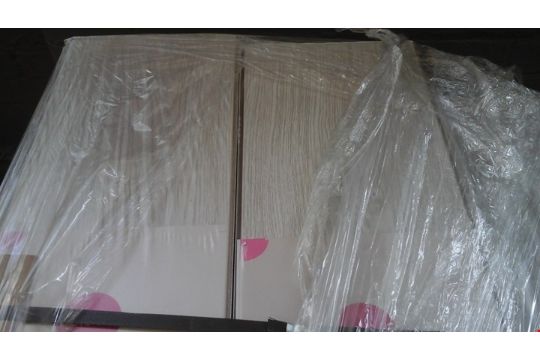 Approx Fourteen Packs Colours Overture Arlington Oak Effect