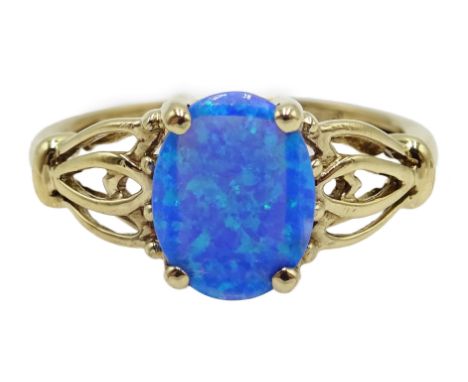 9ct gold blue opal ring hallmarked Condition Report size L-Mapprox 2gmClick here for further images, condition, auction times