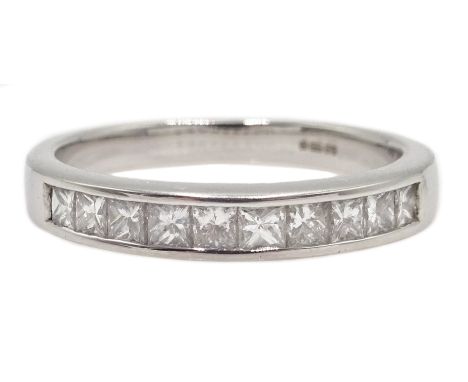 18ct white gold princess cut half eternity ring, hallmarked Condition Report Size M