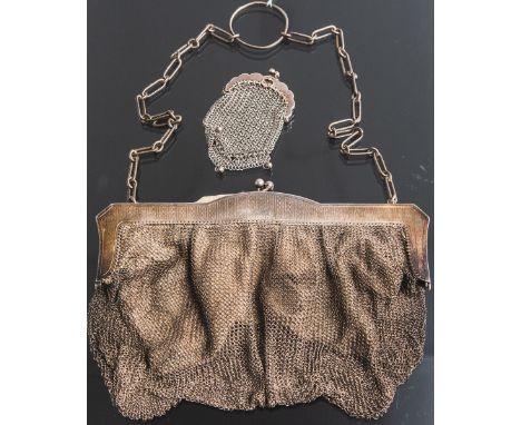 Kettentasche 925 Silber (England, Art déco), Gr. Tasche ca. 16 x 21 cm, gestempelt:Feingehalt / Jahresbuchstabe r für 1911, G