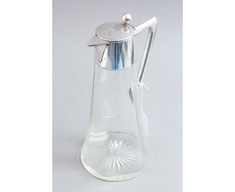 Glaskanne mit Silbermontur 800 Silber (W. Binder), Deckel m. Monogr., gestempelt:Feingehalt, H. ca. 28 cm.