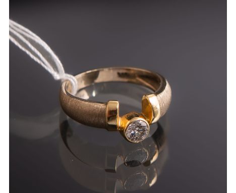 Damenring 585 WG, besetzt m. 1 Diamant im Brillantschliff von ca. 0.35 ct/si1/H,gestempelt: Feingehalt, Ringgröße: 55, Gewich