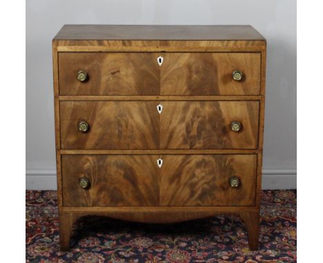 A George III 'Caddy Top' mahogany chest of drawers, 81cm x 43xm x 87cm high Extensively faded and with slight damage