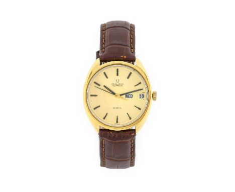 Universal: An 18 Carat Gold Automatic Day/Date Centre Seconds Wristwatch, signed Universal, Geneve, model: Polerouter, ref: 1