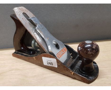 VINTAGE STANLEY WORKMANS PLANE BAILEY NO 4