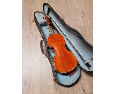 VINTAGE VIOLIN AND BOW IN CASE