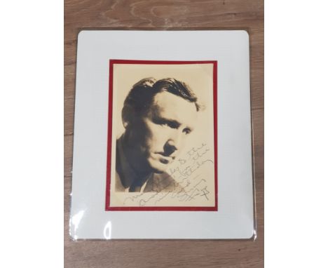 SPENCER TRACEY 1900-1967 ACADEMY WINNING ACTOR SUPERB VINTAGE 5 X 7 INCH SEPIA PHOTOGRAPH DEDICATED AND SIGNED BY TRACEY