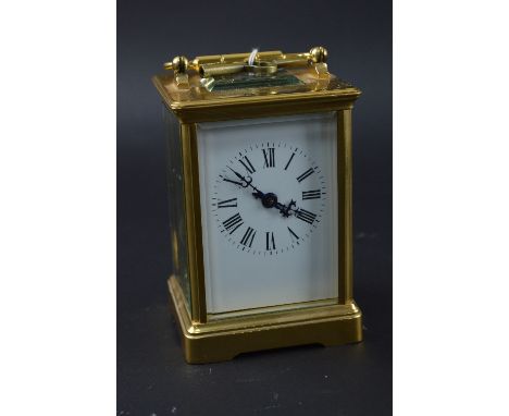 AN ENGLISH BRASS CARRIAGE CLOCK, approximate height 13.5cm (small chip to glass)