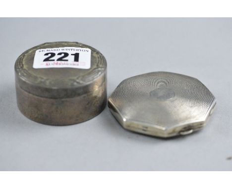 A SILVER COMPACT, and silver pill box, approximate weight 79.0 grams