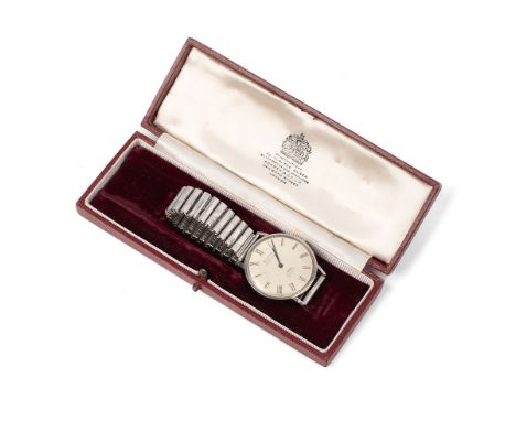 A vintage Bulova Ambassador, Asprey Automatic 30 Jewels wristwatch, the signed dial with Roman numerals, stainless steel case
