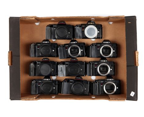 A Selection of Minolta SLR Bodies, including 5000 and 7000 examples (a lot)