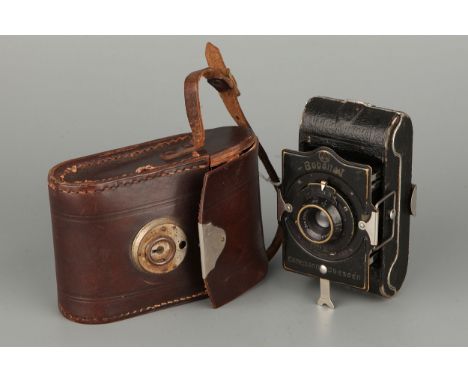 An Ernemann Bobette I Camera, 1925, 22x33cm, serial no. 1336959, with Ernemann Ernoplast f/4.5 50mm lens, serial no. 206022, 